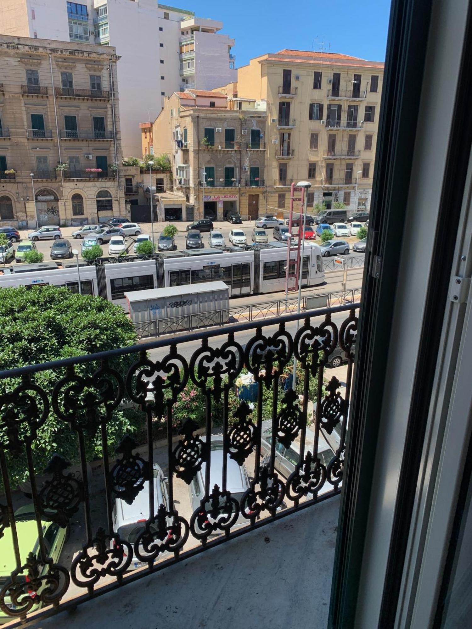 Central Station Palermo Bagian luar foto