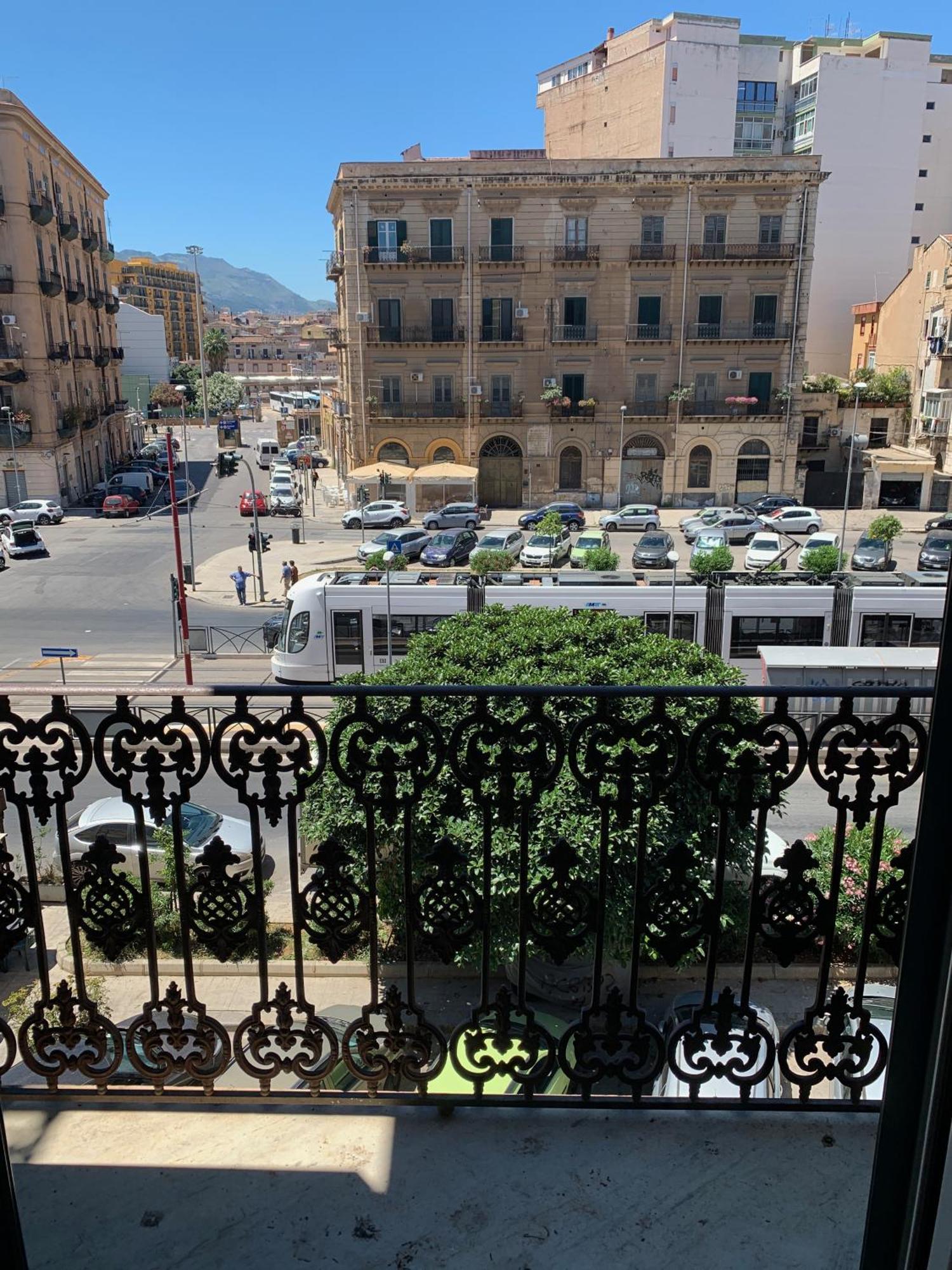 Central Station Palermo Bagian luar foto